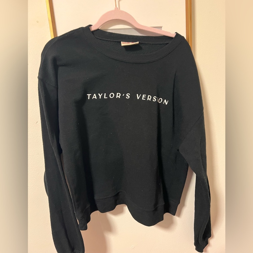 TAYLOR SWIFT Taylor’s Version Crewneck Sweatshirt